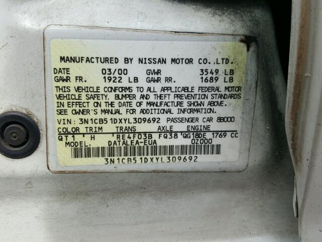 3N1CB51DXYL309692 - 2000 NISSAN SENTRA BAS WHITE photo 10