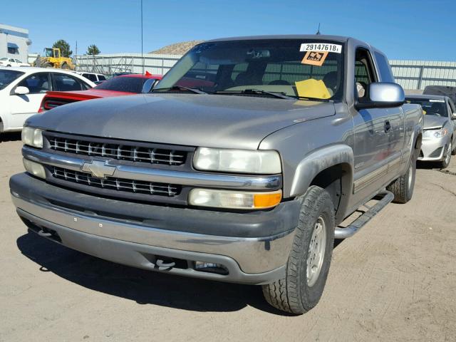 2GCEK19T511322481 - 2001 CHEVROLET SILVERADO TAN photo 2