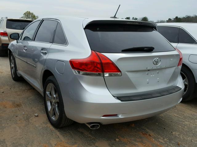 4T3ZK3BB2AU032608 - 2010 TOYOTA VENZA BASE SILVER photo 3