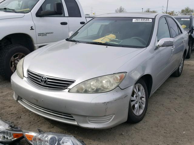 4T1BF32K16U623406 - 2006 TOYOTA CAMRY LE SILVER photo 2