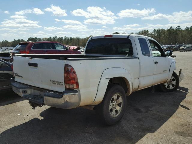 5TETU62N67Z417811 - 2007 TOYOTA TACOMA PRE WHITE photo 4