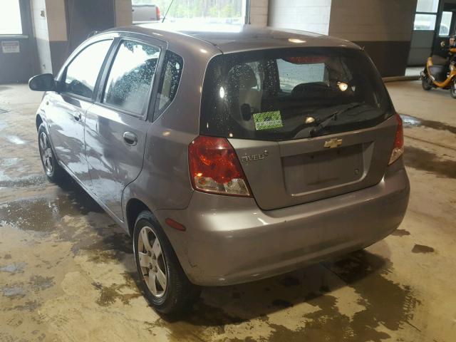 KL1TD66627B744740 - 2007 CHEVROLET AVEO BASE GRAY photo 3