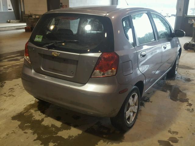 KL1TD66627B744740 - 2007 CHEVROLET AVEO BASE Szary zdjęcie 4
