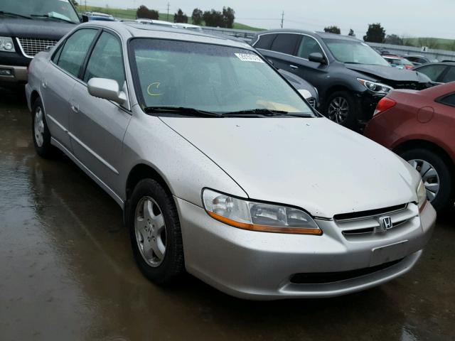 1HGCG1658WA058394 - 1998 HONDA ACCORD EX CREAM photo 1