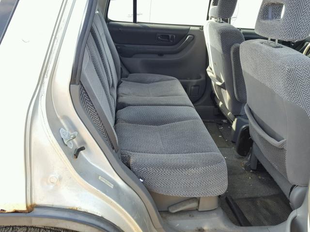 JHLRD1865WC040045 - 1998 HONDA CR-V EX SILVER photo 6