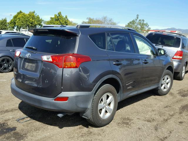 JTMZFREV4EJ014533 - 2014 TOYOTA RAV4 LE GRAY photo 4