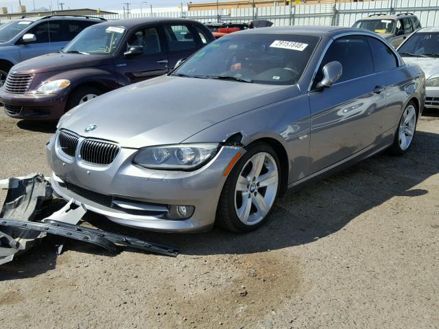 WBADW7C58BE543647 - 2011 BMW 328 I SULE GRAY photo 2