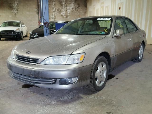 JT8BF28G8Y0262248 - 2000 LEXUS ES 300 BEIGE photo 2