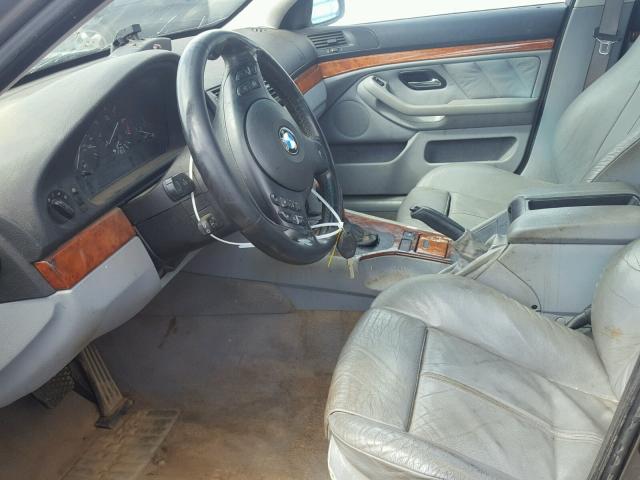 WBADT63402CH94221 - 2002 BMW 530 I AUTO GRAY photo 5