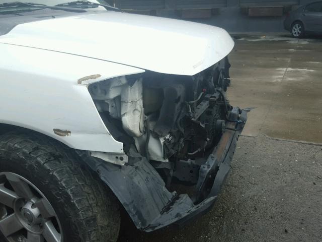 1N6AA07A47N201491 - 2007 NISSAN TITAN XE WHITE photo 9