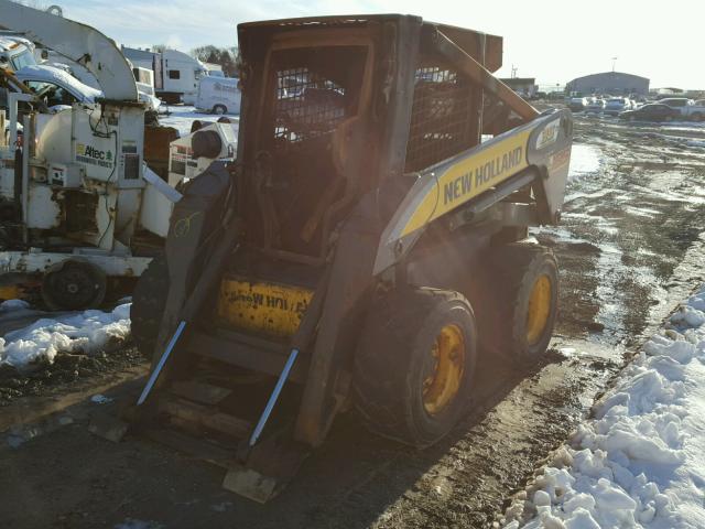 NM465173 - 2008 NEWH SKIDSTEER YELLOW photo 2