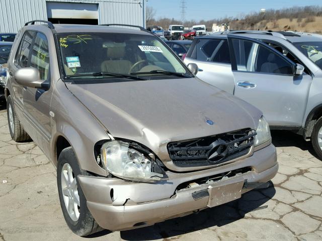 4JGAB72E61A221819 - 2001 MERCEDES-BENZ ML 430 米色 照片 1