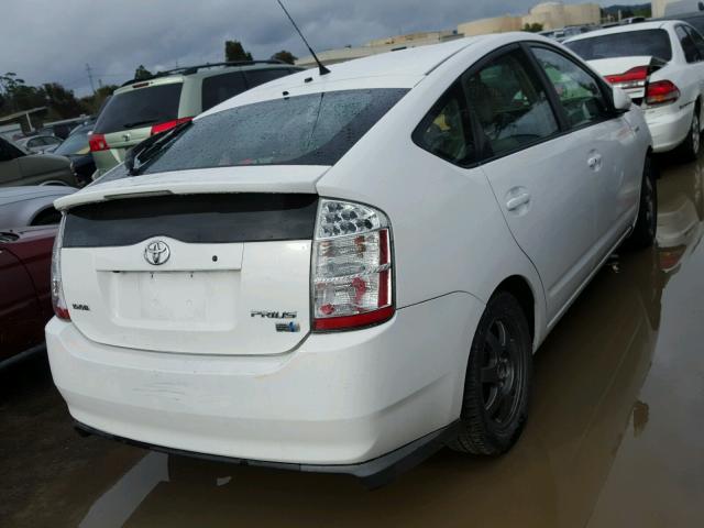 JTDKB20U877570296 - 2007 TOYOTA PRIUS WHITE photo 4