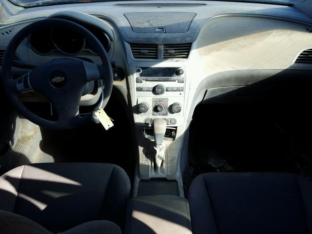 1G1ZB5E18BF156280 - 2011 CHEVROLET MALIBU LS ვერცხლისფერი ფოტო 9