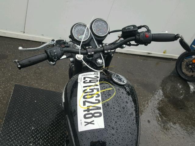 SMT910K13ET654914 - 2014 TRIUMPH MOTORCYCLE BONNEVILLE BLACK photo 5