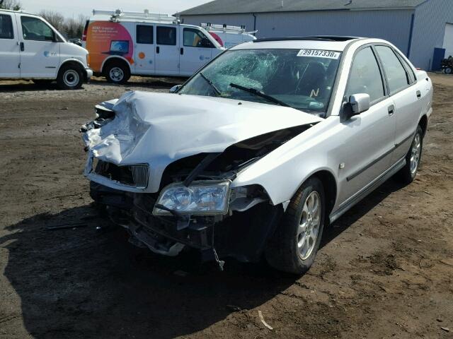 YV1VS29542F849584 - 2002 VOLVO S40 1.9T SILVER photo 2