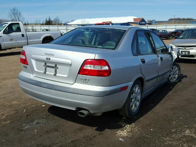 YV1VS29542F849584 - 2002 VOLVO S40 1.9T SILVER photo 4