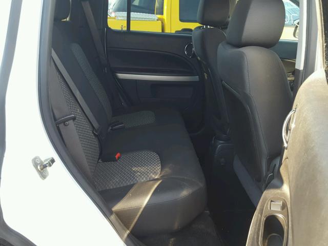 3GNBAAFWXBS599144 - 2011 CHEVROLET HHR LS WHITE photo 6