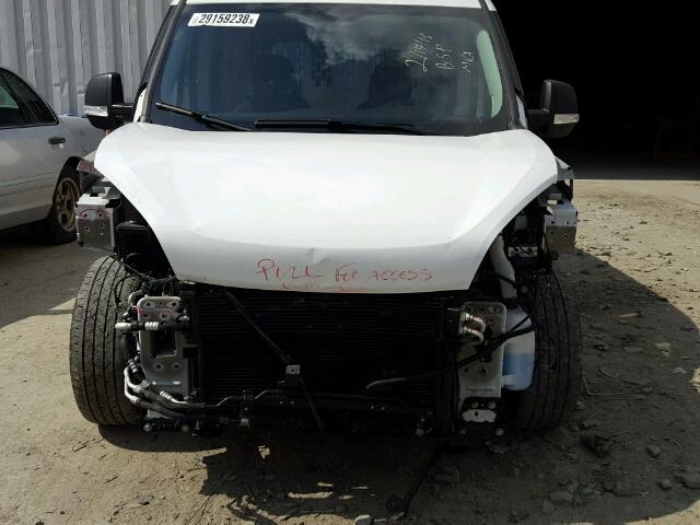 ZFBERFAT5G6B21174 - 2016 RAM PROMASTER 白色 照片 9