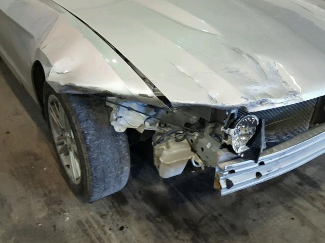 1ZVBP8AN7A5136401 - 2010 FORD MUSTANG SILVER photo 9