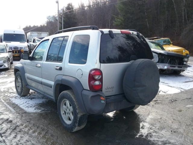 1J4GL48K65W622667 - 2005 JEEP LIBERTY SP SILVER photo 3