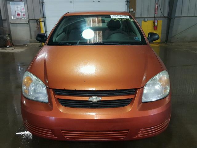 1G1AK15F467781907 - 2006 CHEVROLET COBALT LS ORANGE photo 9