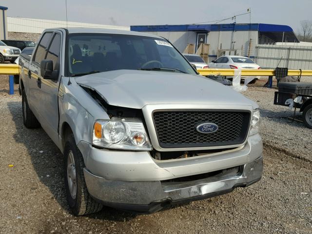 1FTRW12W24KA75743 - 2004 FORD F150 SUPER SILVER photo 1