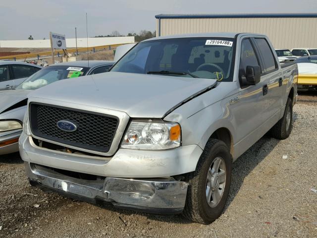 1FTRW12W24KA75743 - 2004 FORD F150 SUPER SILVER photo 2