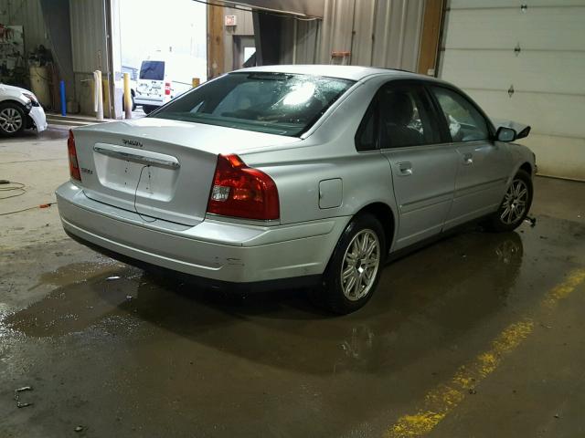 YV1TS59H141363432 - 2004 VOLVO S80 2.5T SILVER photo 4