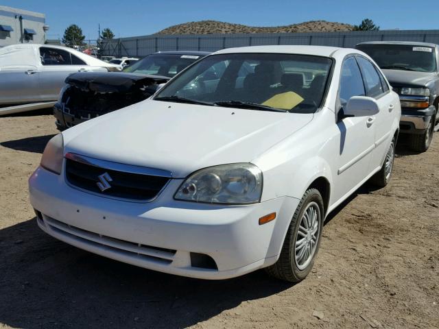 KL5JD56Z18K889537 - 2008 SUZUKI FORENZA BA WHITE photo 2