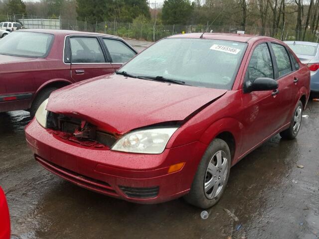 1FAFP34N85W204228 - 2005 FORD FOCUS ZX4 RED photo 2