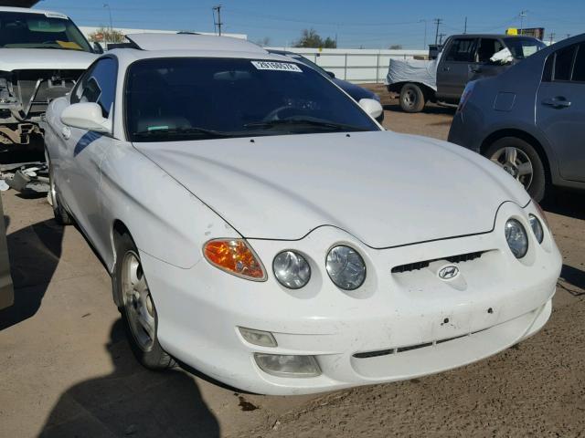 KMHJG35F11U221949 - 2001 HYUNDAI TIBURON WHITE photo 1