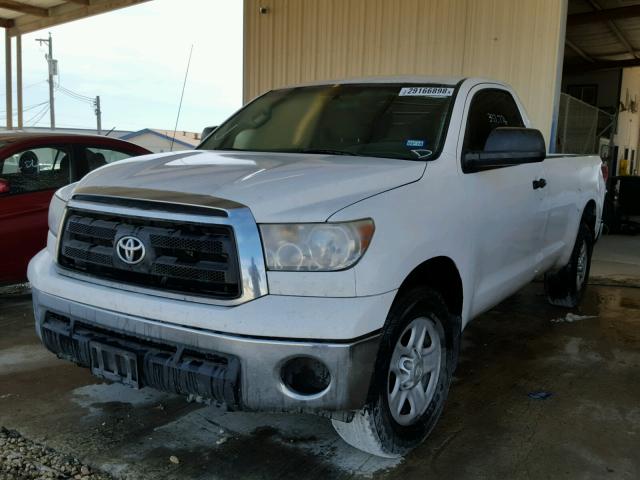 5TFLU5F16CX026967 - 2012 TOYOTA TUNDRA WHITE photo 2