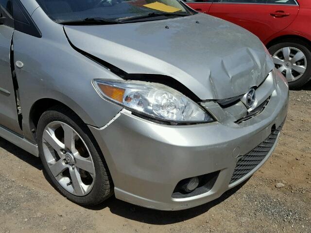 JM1CR293370132904 - 2007 MAZDA 5 GRAY photo 9