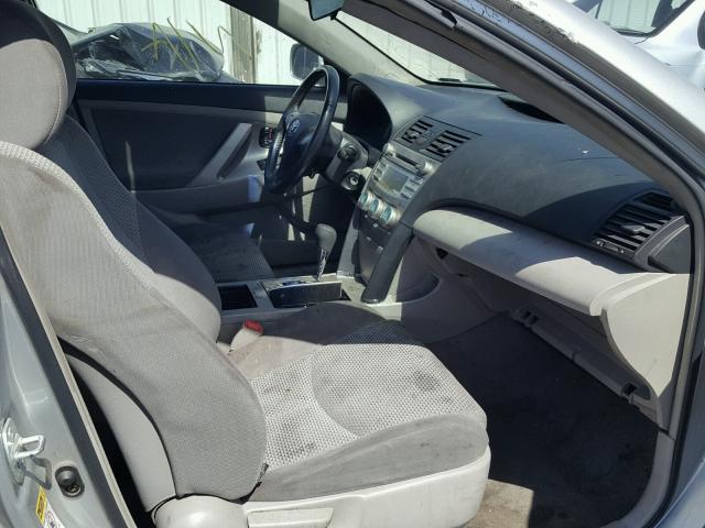4T1BE46K97U022765 - 2007 TOYOTA CAMRY NEW SILVER photo 5