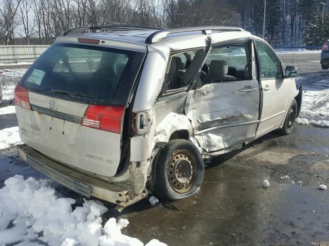 5TDZA23CX5S293562 - 2005 TOYOTA SIENNA CE SILVER photo 4