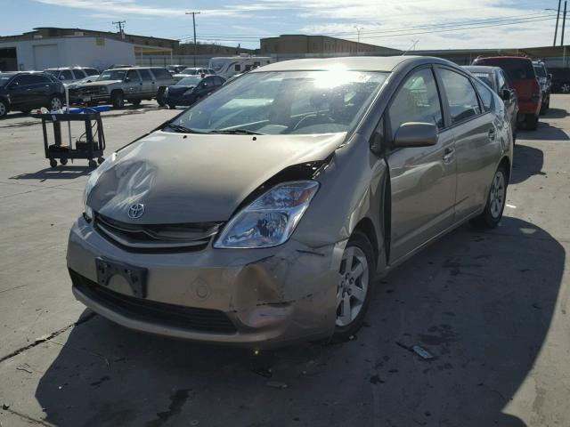 JTDKB22U653018880 - 2005 TOYOTA PRIUS GOLD photo 2