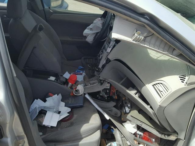 1G1ZH57B49F229739 - 2009 CHEVROLET MALIBU 1LT 银色 照片 5