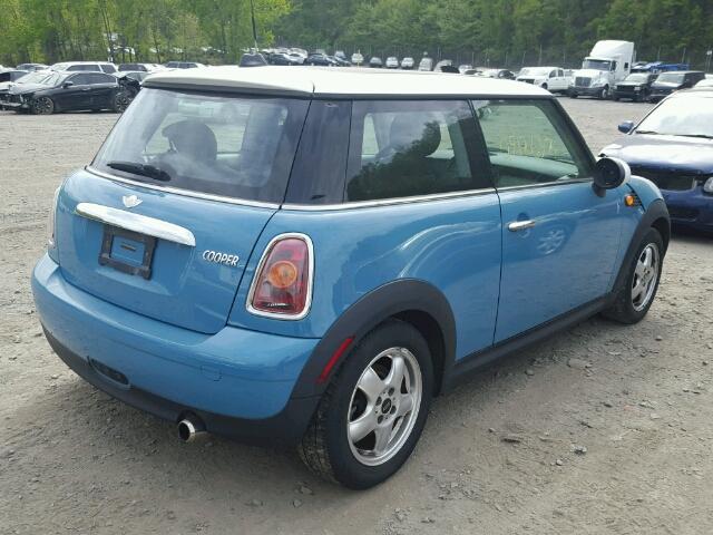 WMWMF33508TU65121 - 2008 MINI COOPER BLUE photo 4