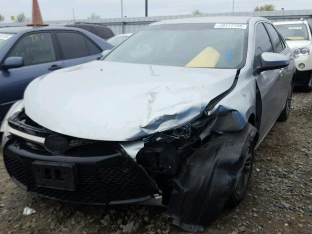 4T1BF1FK5FU898629 - 2015 TOYOTA CAMRY LE SILVER photo 2