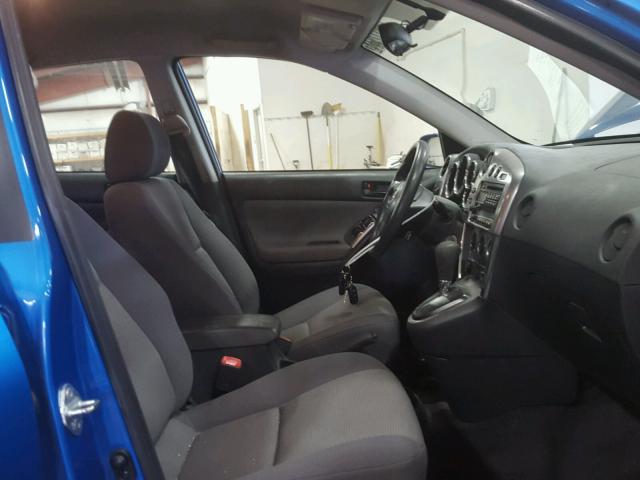 5Y2SL67887Z442688 - 2007 PONTIAC VIBE BLUE photo 5