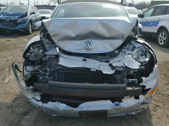 3VWCK21YX3M330489 - 2003 VOLKSWAGEN NEW BEETLE ვერცხლისფერი ფოტო 9