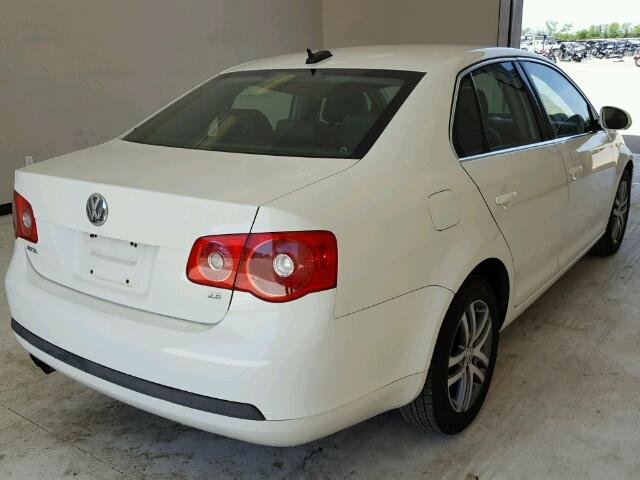 3VWSG71K86M675966 - 2006 VOLKSWAGEN JETTA 2.5 WHITE photo 4