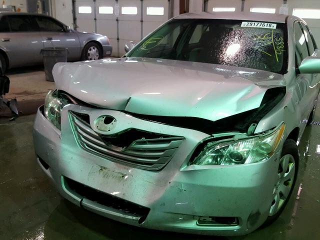 4T1BE46K97U189885 - 2007 TOYOTA CAMRY NEW SILVER photo 9