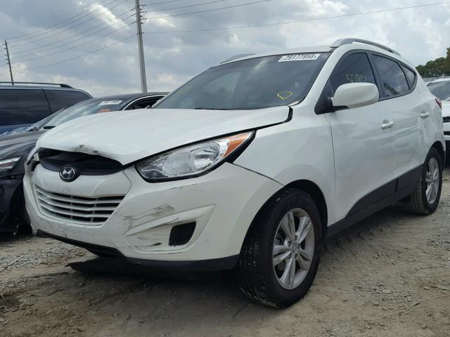 KM8JU3AC3BU214605 - 2011 HYUNDAI TUCSON GLS WHITE photo 2