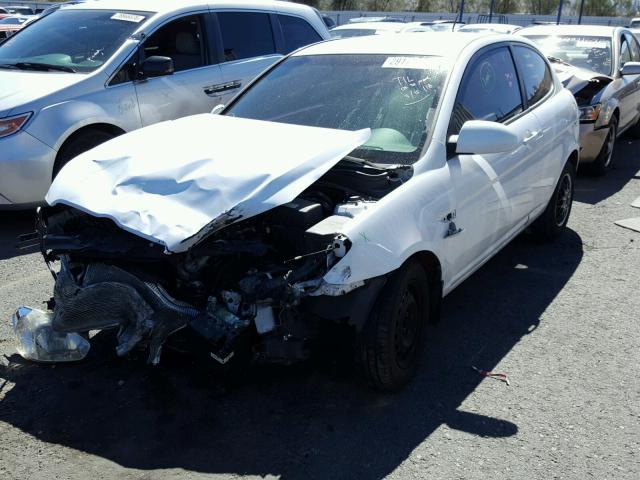 KMHCM36C47U048135 - 2007 HYUNDAI ACCENT GS WHITE photo 2