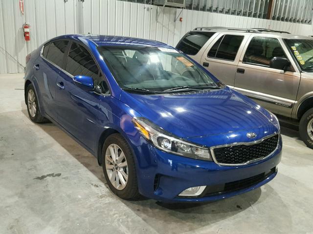 3KPFL4A79HE102825 - 2017 KIA FORTE LX BLUE photo 1