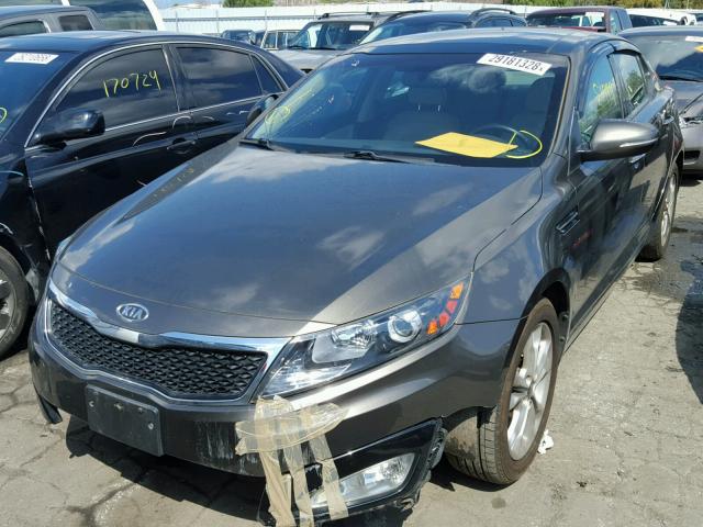 KNAGN4A70B5098209 - 2011 KIA OPTIMA EX BROWN photo 2