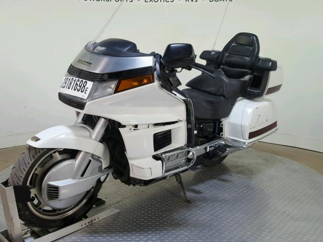 1HFSC2265RA600748 - 1994 HONDA GL1500 I WHITE photo 4