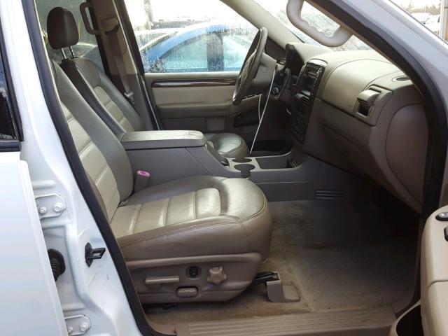 1FMDU74W33ZA87790 - 2003 FORD EXPLORER E WHITE photo 5